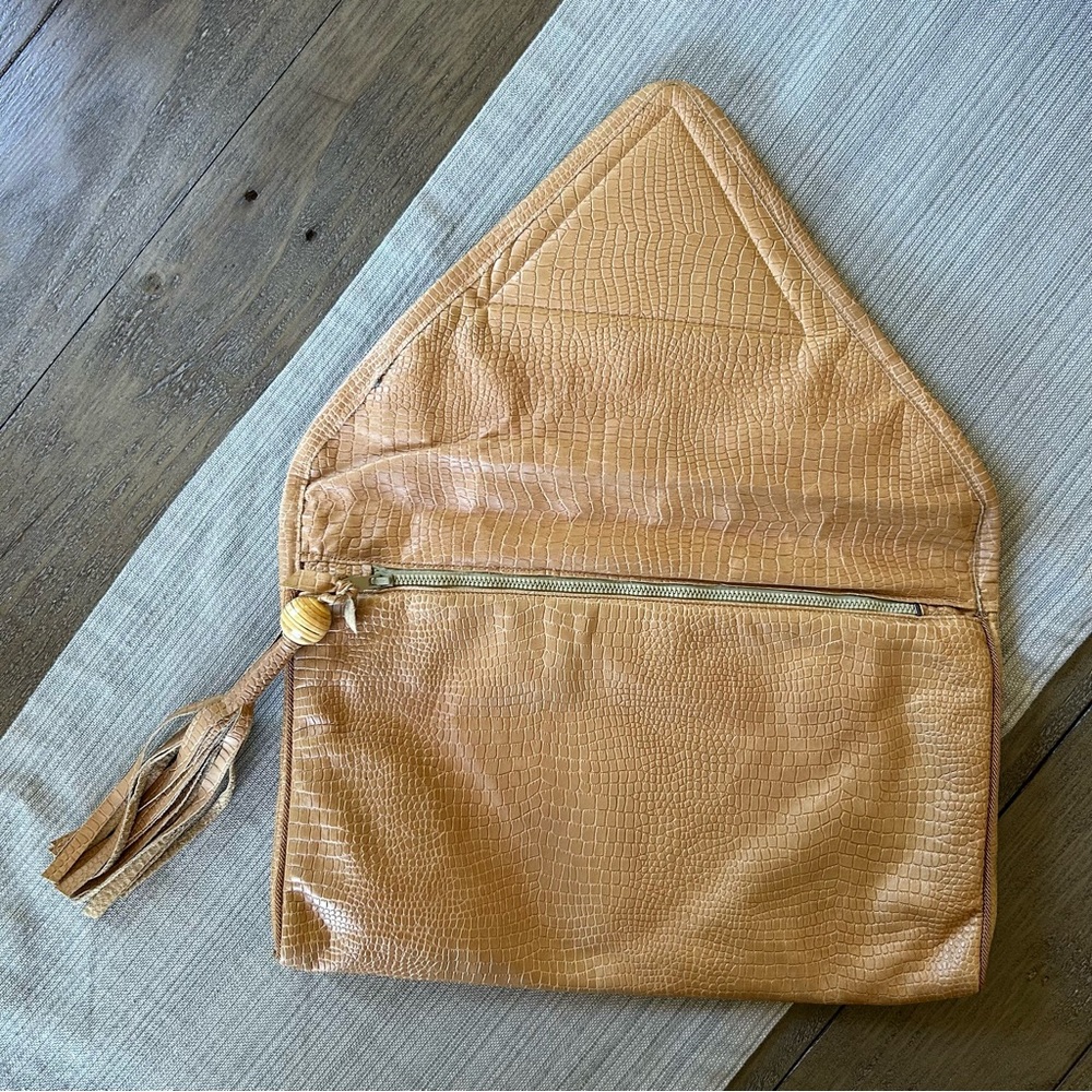 Lisandro Sarasola Vintage Leather Croc Embossed Foldover Clutch with Tassel - Picture 8 of 16